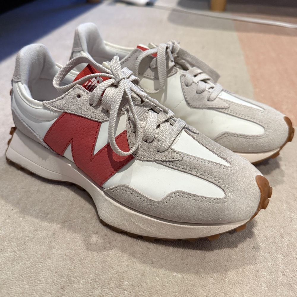 New Balance 327 Sneakers - Picture 2 of 5